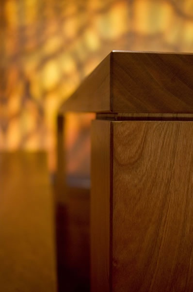 Tische und Bänke in Kirschbaum massiv