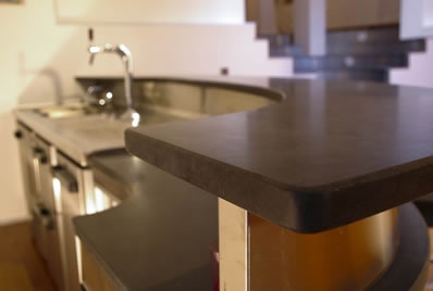 Kellerbar in gebeiztem Ahorn